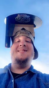 this girl is about to break out 😂#fyp #beginner #welding #weldingtiktok  #weldinglife #lincolnsa200 #fordf350 #dually #pipeline  #practicemakesperfect @Alexis&Bailey @Steve Bartee (Hoss)