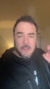 Nada. Solo pasaba por aquí.