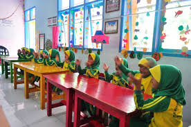 Karena anak anak tersebut belum menguasai cara menulis dengan baik maka soal bahasa inggris untuk anak tk tidak menggunakan tes tertulis melainkan tes lisan di mana. Ibsi Education Les Privat Murah Surabaya Sidoarjo Les Terbaik Surabaya Sidoarjo Bimbel Surabaya