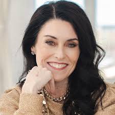 Bringing in Finn: An Extraordinary Surrogacy Story: Sara Connell:  9798200076406: Amazon.com: Books