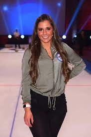 Sarah lombardi, 22, liebt es, ihre fans auf facebook mit immer neuen schnappschüssen von sich und ihrem alltag mit ehemann. Sarah Lombardi Schlimmer Kilo Frust Trotz Sport Express De