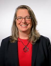 Jennifer Lowry's Instagram, Twitter & Facebook