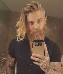 Top 100 Coiffures En Degrade Coupe De Cheveux Homme Coupe Cheveux Homme Cheveux Homme Coiffures Cheveux Mi Longs