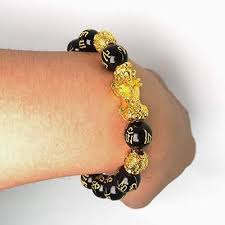 Feng Shui Pixiu Black Obsidian Wealth Bracelet In 2020 Black Obsidian Bracelet Obsidian Bracelet Black Obsidian