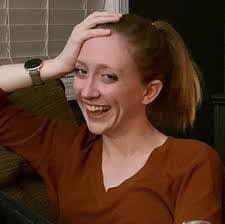 Elinor Fitch's Instagram, Twitter & Facebook