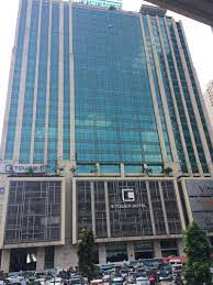Featuring access to the club and complimentary secretarial services, each room is fitted with dark wood set within G Tower Kl Office