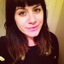 Darlene Larez's Instagram, Twitter & Facebook