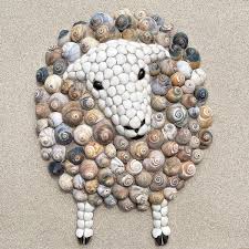 See more ideas about clay, clay crafts, polymer clay crafts. Artist Creates Charming Animal Portraits From Shells At The Beach