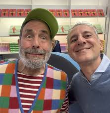 milandesignweek #memphismilano #offmarketgallery #petershire  #apartamentomagazine #georgesowden #nathaliedupasquier #ettoresottsass  #micheledelucchi #cristinamoro #antoniajannone #adi…