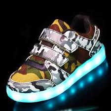 'las 5 mejores zapatillas nike baratas de 2020'! 8 Ideas De Zapatillas Nike Para Ninas Zapatillas Nike Para Ninas Zapatos Con Luces Zapatos Para Ninas