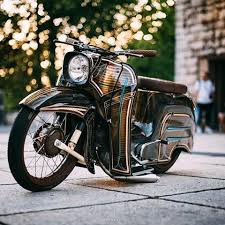 Auf Ein Schones Deutschland Spiel Bild Ist Von Buntaufweisscars Simson Simsonpower Custom Cust Schwalbe Moped Simson Schwalbe Simson Schwalbe Tuning