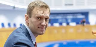 Нємцов був політиком кількома щаблями вищий. Aleksej Navalnyj Foto Biografiya Dose