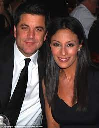 Additionally, a laser now cuts most diamonds whereas older stones were normally cut by hand, giving them a more customized, romantic. Inside Liz Cho And Josh Elliott S Engagement Celebration As They Re Joined By A Beaming Katie Couric And Her New Husband Daily Mail Online