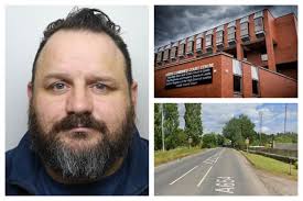 Convicted Leeds drug dealer back behind bars after police seize £10,000  cocaine haul from Middleton home