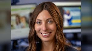 Experienced interior painter for small bedroom walls