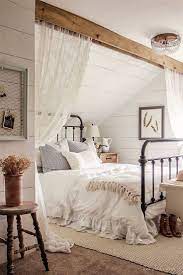 Romantic Rustic Farmhouse Master Bedroom Decorating Ideas 26 Homeastern Com Rustic Master Bedroom Home Decor Bedroom Master Bedrooms Decor