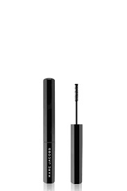 The Marc Jacobs Feather Noir Ultra Skinny Lash Discovery Mascara Features A Super Slender Wand Designed For Lower La Mascara Tips How To Apply Mascara Mascara