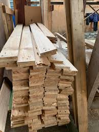 Masalah pembuatan perabot dari kayu jenis pine ini boleh diatasi dengan menggunakan kayu pine baru atau popular digelar 'pine dara' namun harganya lebih mahal dari pallet terpakai. Pallet Kayu Terpakai Home Facebook