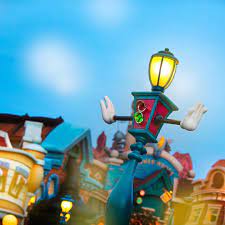 ready to go 気をつけてすすもう toontown tokyodisneyland tokyodisneyresort trafficlight 信号 青 街灯 トゥーンタウン 東京ディズニーランド 東京ディズニーリゾート ディズニーリゾート 東京ディズニーリゾート ディズニー