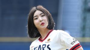 용감한형제는 6월 28일 오후 공식 sns에 브레이브엔터테인먼트 소속 그룹 브레이브걸스 관련. Vws9fmiulottim