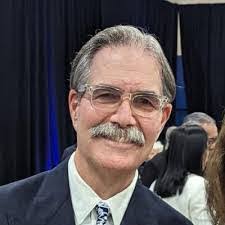 Donna Corum's Instagram, Twitter & Facebook