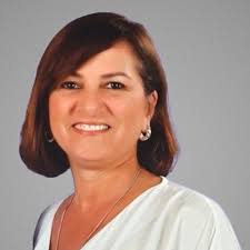 Diana Labra's Instagram, Twitter & Facebook