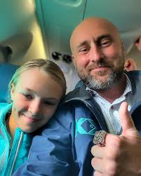 Eric Gephart's Instagram, Twitter & Facebook