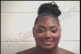 Ciara Goodman's Instagram, Twitter & Facebook