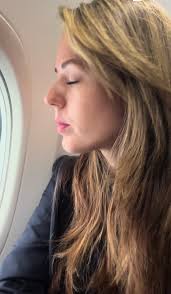 Dra Larissa Lugo (@dralarissalugo)