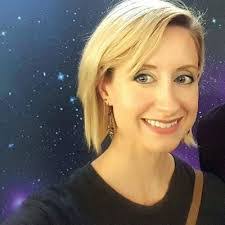 Shauna Bennett's Instagram, Twitter & Facebook