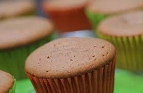 كب كيك مفاجأة بالشوكولاتة recipe desserts cupcake cakes donut cookies