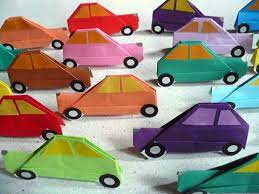 plein de pliages de petites voitures en papier pour ceux qui aiment les origamis a plat 折り紙 車 折り紙 クリスマス 手作り 折り紙
