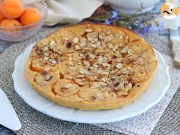 Clafoutis Aux Abricots Et Amandes Grillees Photo 1 Clafoutis Aux Abricots Amandes Grillees Recette Clafoutis
