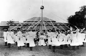 School Children Performing The Maypole Dance At Ravenswood Queensland Ca 1906 Ravenswood Old School House Queensland