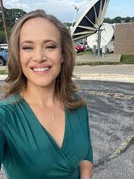 Alyx Sacks's Instagram, Twitter & Facebook