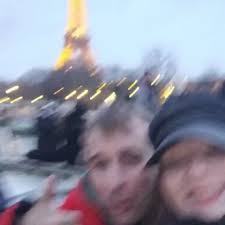 PARÍS 24/25, ❤️🗼🎢🎼🎄, 1-Compartiendo PLENITUD, 2-Disneyland tiene un  final INOLVIDABLE, 3-El barrio de l@s ARTISTAS 🎼, 4-En el palacio que  MARAVILLA , 5-De cuando la nena probó su primer gofre, y decía ...