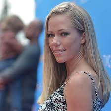 Is Kendra Wilkinson's Mom Really Writing A Tell-All Book? Patti Speaks Out  As 'Kendra On Top' Star Declares 'War'