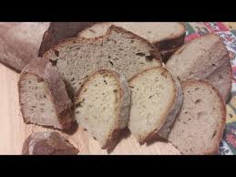 Il pane ottenuto è ricco di vitamine, proteine e sali minerali, con un buon tenore di fibre grezze. Pane Con Farina Di Grano Duro Senatore Cappelli Youtube