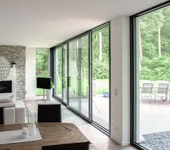 Modern Living Mit Einer Dreilaufigen Schiebeture Von Armbruster Bauelemente Karlsruhe Die Maximale Verbindung Modernes Wohnen Haus Design Design Fur Zuhause