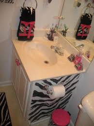 Aluminum blinds are also moisture and water resistant. 27 Zebra Print Bathrooms Ideas