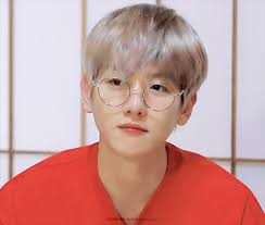 Buy exo baekhyun cute socks in mandaluyong city,philippines. Animated Gif About Cute In Baekhyun By Mochu On We Heart It