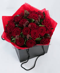 Boxed & delivered direct from our farm. Red Roses London