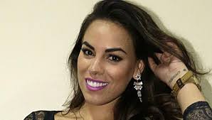 Aída Martínez le responde a usuario faltoso por su foto en topless en el  Huascarán