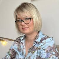 90+ "Vicky Waller" profiles