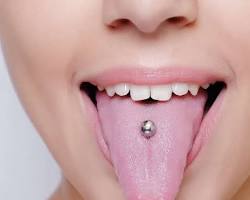 Imagem de Piercing na língua