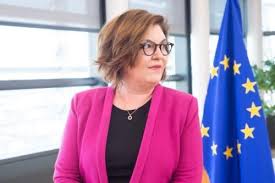 Hier bekommen sie alle informationen zur einführung des euros in deutschlands und den weiteren ländern der eurozone. Eu Kommission Gibt Leitlinien Fur Luftfrachtbetrieb In Der Coronakrise Heraus Eiz Niedersachsen