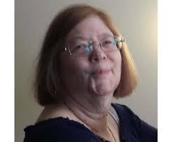 Carolyn Coyle's Instagram, Twitter & Facebook