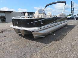 Boat World Mn Four Corner Center Console Fishing Tritoon East Bethel Mn Water Boat Boat Gone Fishing