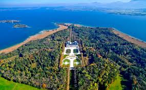 Herrenchiemsee was built after king ludwig's visit to paris. The New Palace Herrenchiemsee Ludwig S Versailles A Pakistani In The Bundesrepublik