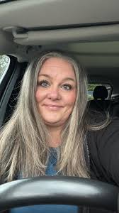 Hello everyone! I'm looking for friendship and connection. My name is Emma,  I'm 39 years old, and currently single. Originally from Poland, I now live  in Princeton, New Jersey, USA. I own